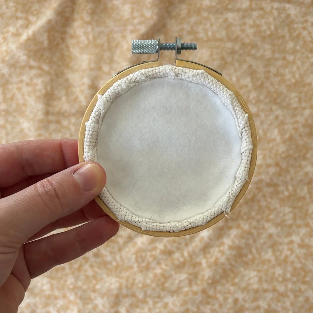 N/A small round